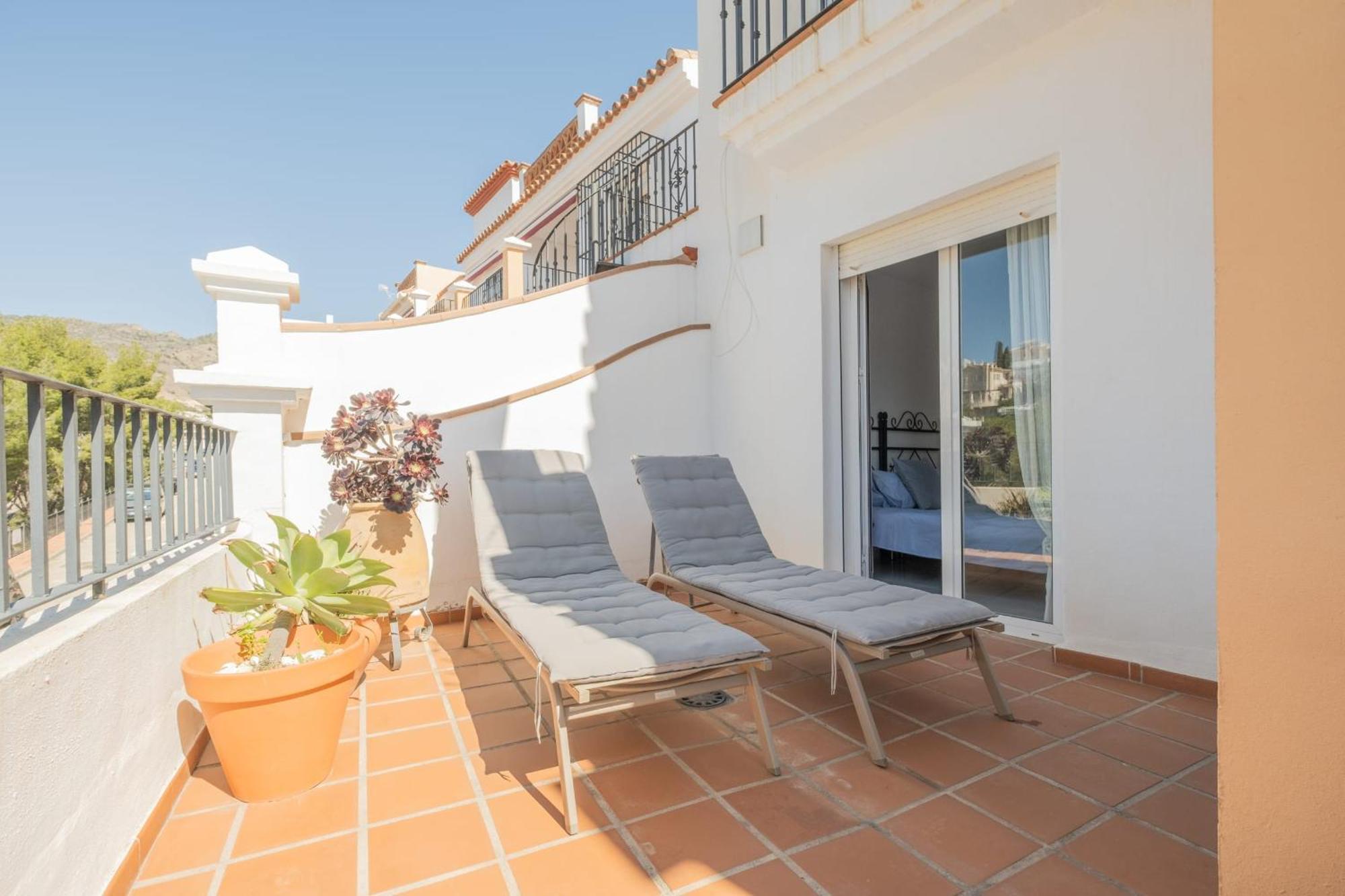 Aljamar 24 Comfortable House Near Burriana Beach Nerja Exterior photo